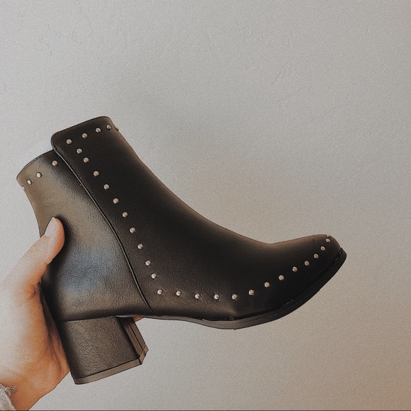 ✨Sz: 6 LEFT✨Penelope | Black Ankle Booties - Picture 6 of 8